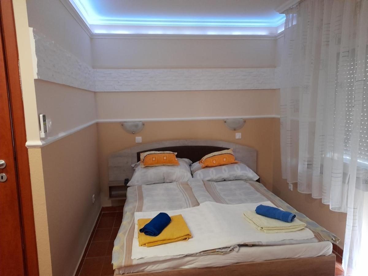 Andrea Apartman Hajduszoboszlo Exterior photo