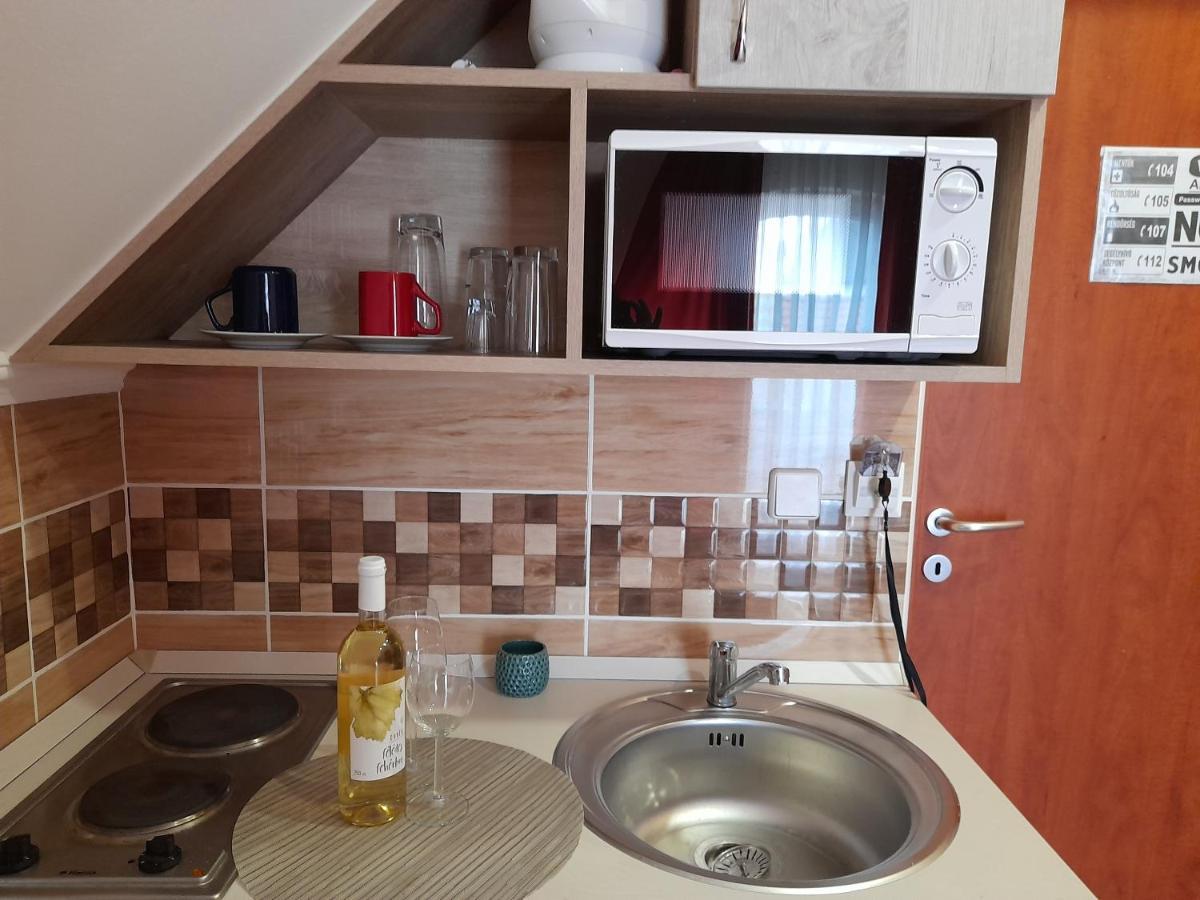 Andrea Apartman Hajduszoboszlo Exterior photo