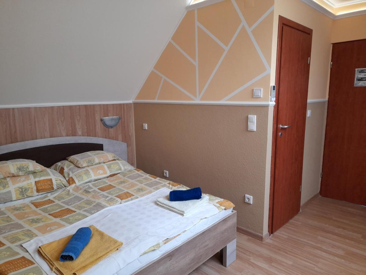 Andrea Apartman Hajduszoboszlo Exterior photo