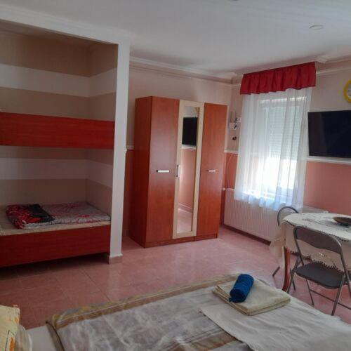 Andrea Apartman Hajduszoboszlo Exterior photo